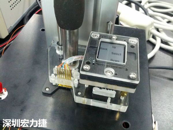 使用精密接點(diǎn)探針，可快速檢測(cè)電路板的線(xiàn)路導(dǎo)通品質(zhì)與狀況。